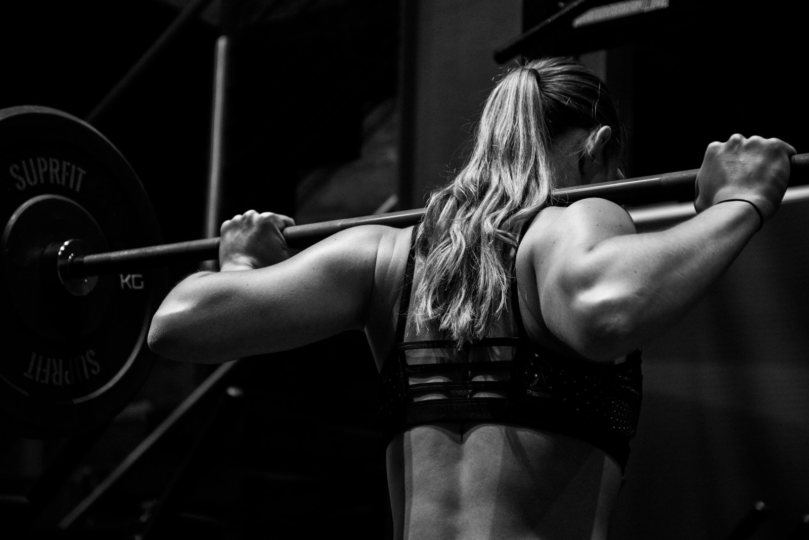 Strength training session in a performance lab
